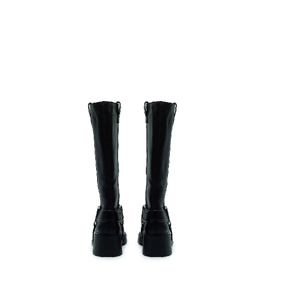 Fray Black Gaucho Boots